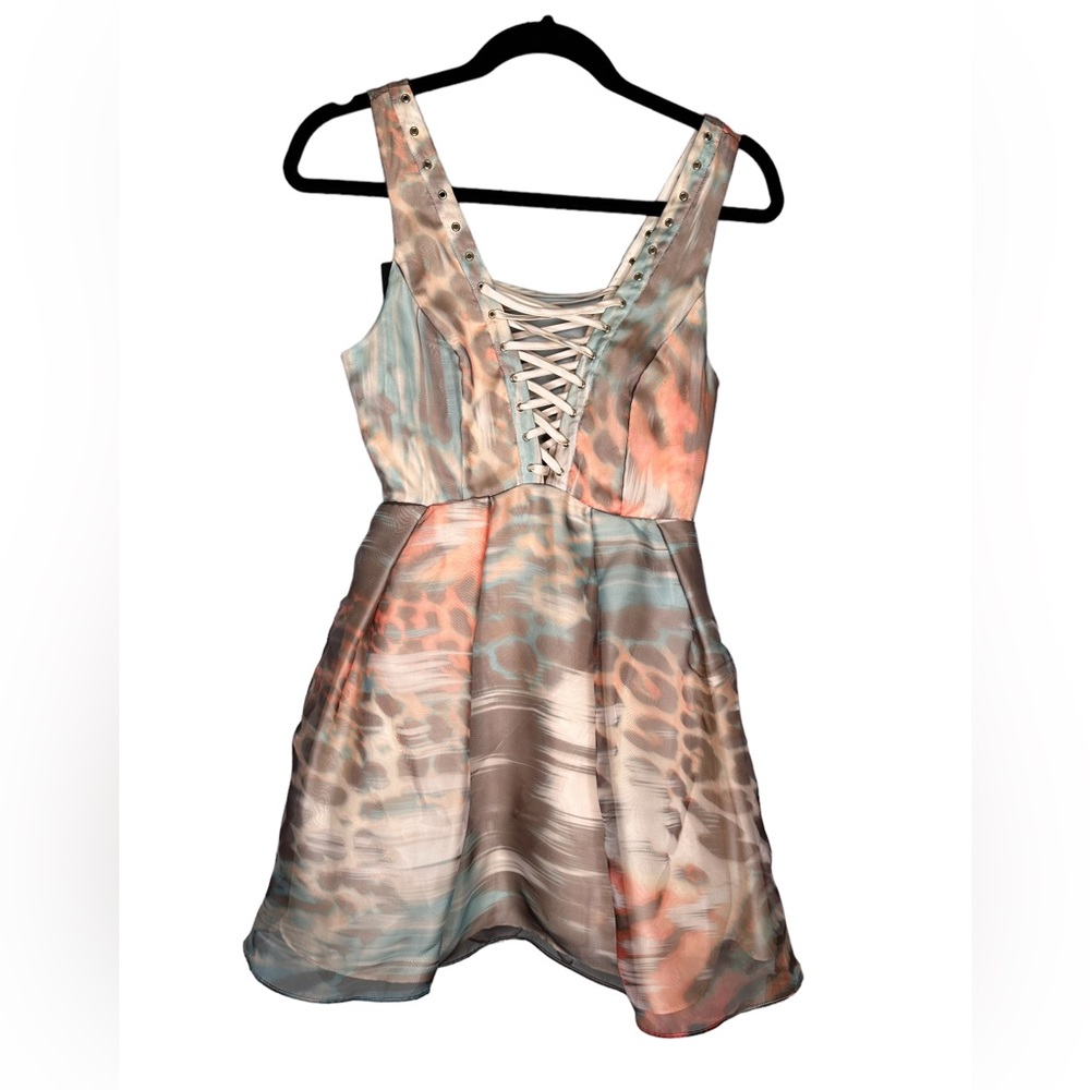 NWT bebe Laceup Print Organza Fit and Flare
